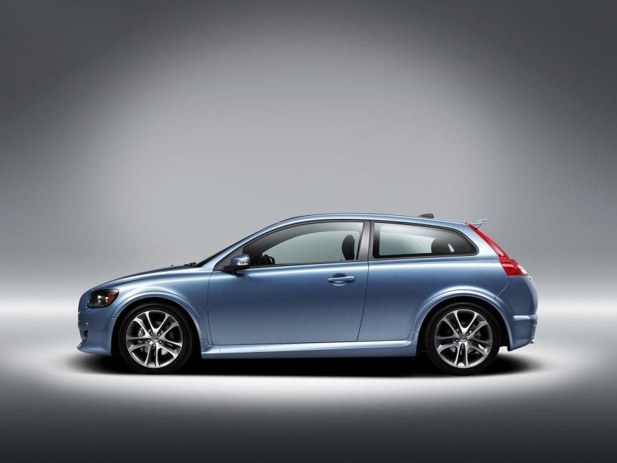  Volvo C30 SE Sport 2006 года  (фото 4 из 11)
